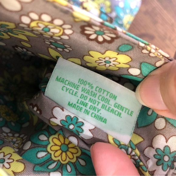 Vera Bradley Lemon Parfait Tiny Traveler Crossbody - Picture 7 of 14